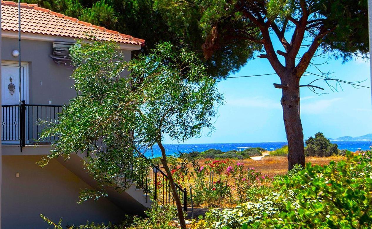 Romanos Beach Villas Dış mekan fotoğraf