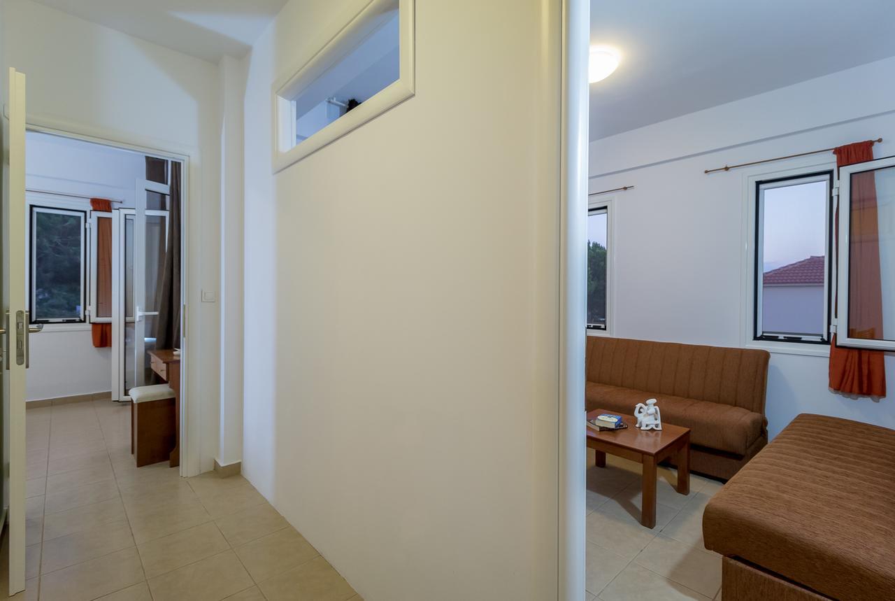 Romanos Beach Villas Dış mekan fotoğraf