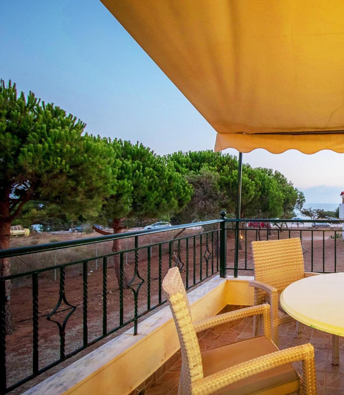 Romanos Beach Villas Dış mekan fotoğraf